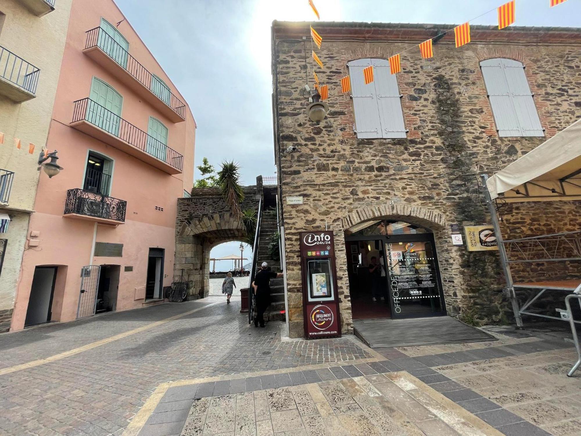 5Rbut1 - Maison Familiale Sur Deux Niveaux En Plein Coeur Du Centre Ville コリウール エクステリア 写真